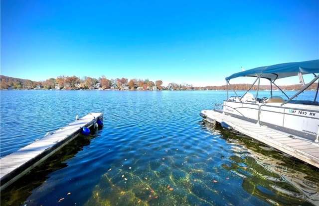 174 East Lake Boulevard photos photos
