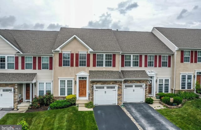 271 TALL TREES CIRCLE - 271 Tall Trees Circle, Chester County, PA 19335