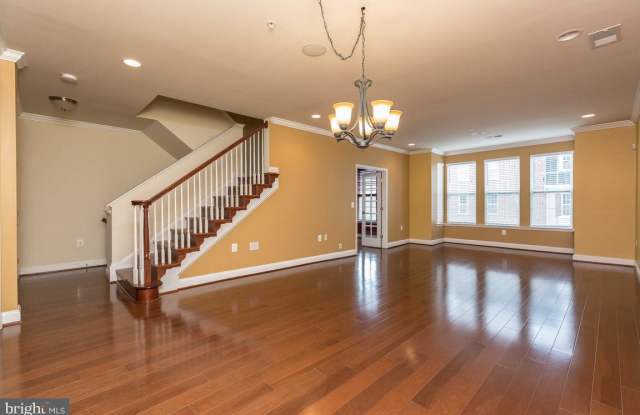11253-2 CHASE ST #104 Gallery 4