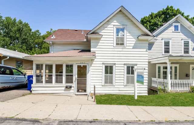 303 Curtice Street East Gallery 1