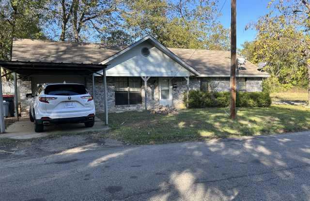 1150 17th St Se - 1150 17th Street Southeast, Paris, TX 75460