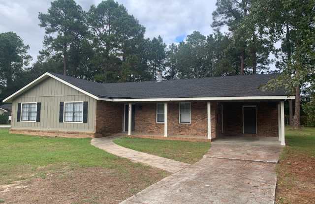 811 Robin Hood Trail photos photos