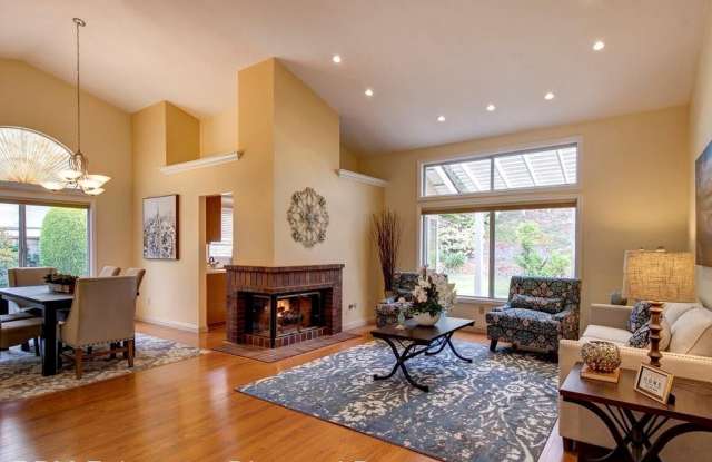 1427 Stonecrest Pl. Gallery 3
