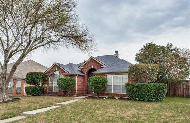10701 Camelot Drive Gallery 2