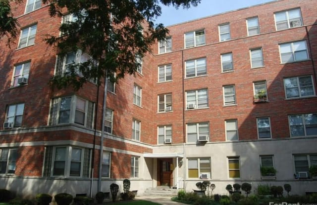 2630 W Berwyn Avenue - 2630 West Berwyn Avenue, Chicago, IL 60625