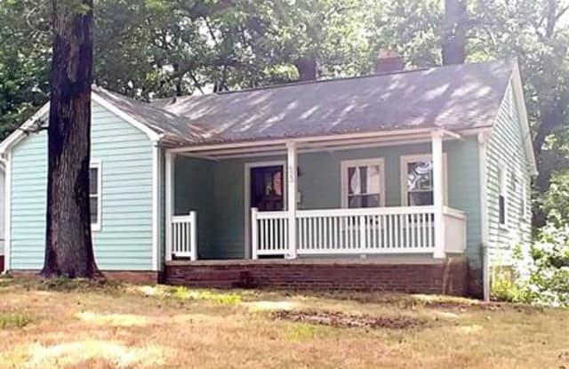 623 Robertson Avenue - 623 Robertson Avenue, Charlotte, NC 28208