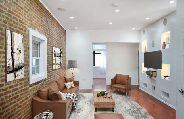 75 LAIDLAW AVE photos photos