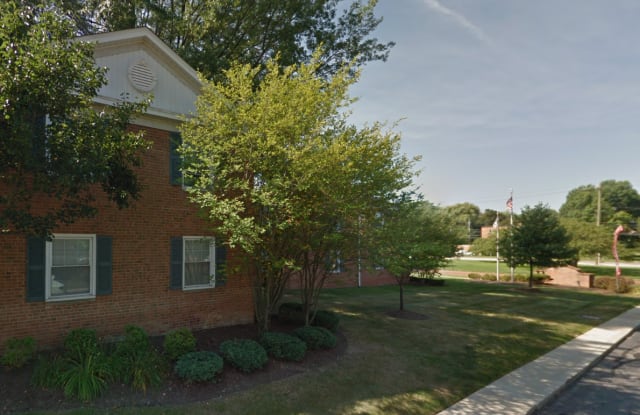 Shaker Warren Gallery 1