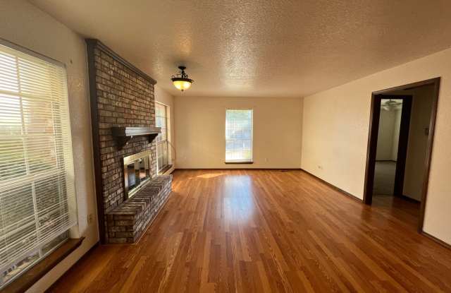 Cozy Townhome in Edgewater! Gallery 1