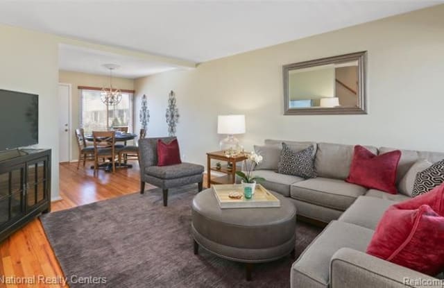 1005 N OLD WOODWARD Avenue - 1005 N Old Woodward Ave, Birmingham, MI 48009
