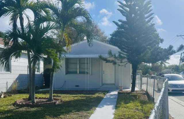 602 N D Street - 602 North D Street, Lake Worth, FL 33460