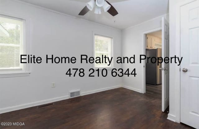 1816 Upper River Road Gallery 4