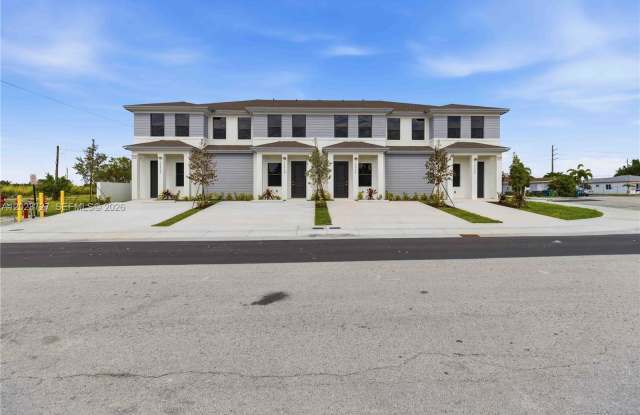 22348 Sw 115th Ct Gallery 1