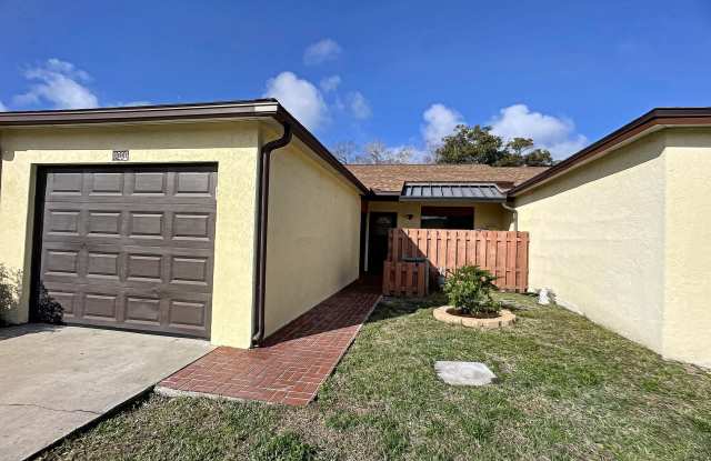 1611 Gable Court photos photos