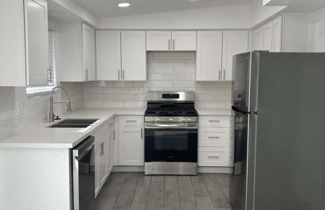 2 Bedroom/2 Bathroom home ready for move in photos photos