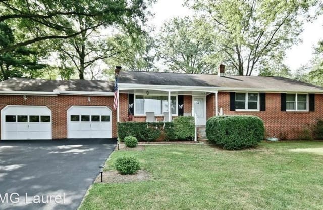 7705 Pear Ave - 7705 Pear Avenue, Jessup, MD 20794