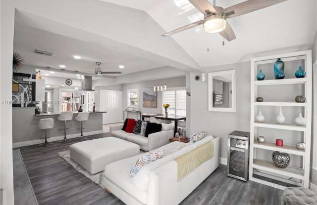 2534 Wilson Street - 2534 Wilson Street, Hollywood, FL 33020 2534 Wilson Street - 2534 Wilson Street, Hollywood, FL 33020