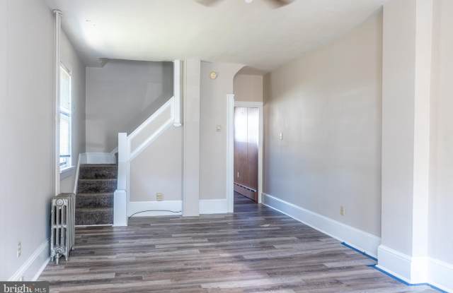 493 W SAYLOR Street photos photos