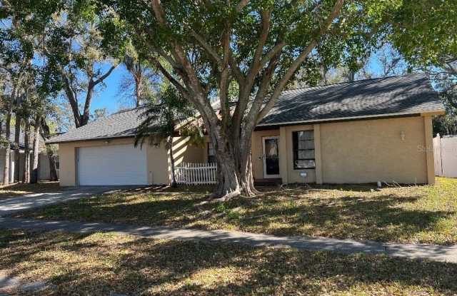 200 ARBOR DRIVE W photos photos