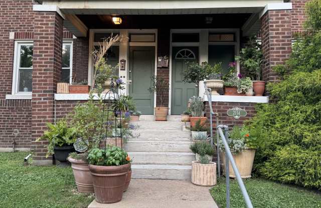 2114 Portis AveApt A photos photos