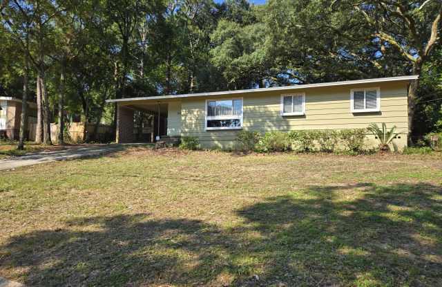 5071 Springhill Dr photos photos