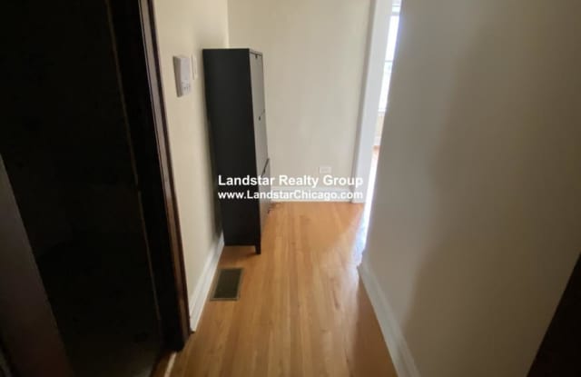 4335 North Campbell Gallery 4