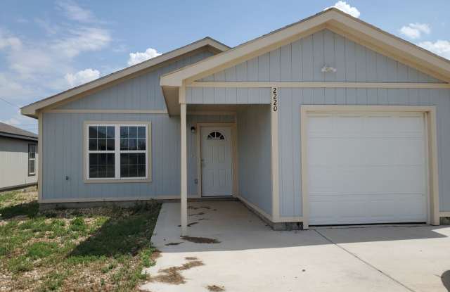 3/2/1 in Northeast Lubbock - 3614 East 3rd Street, Lubbock, TX 79403 3/2/1 in Northeast Lubbock - 3614 East 3rd Street, Lubbock, TX 79403