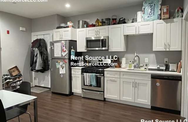 192 Thorndike St. photos photos