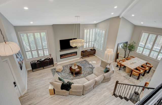 4 Bedroom Contemporary Furnished-Renovated Oasis Amazing Pool-Spa photos photos