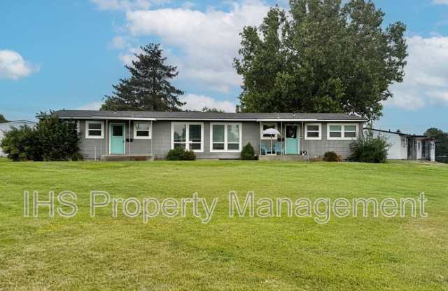 2104 Lee Blvd. photos photos