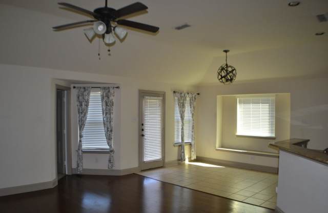 House For Lease in Heartland Gallery 4