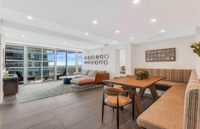 9401 Collins Ave photos photos
