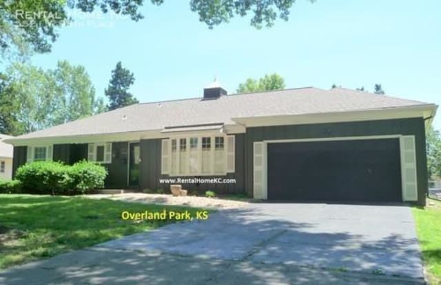 5521 W 98th Place - 5521 West 98th Place, Overland Park, KS 66207