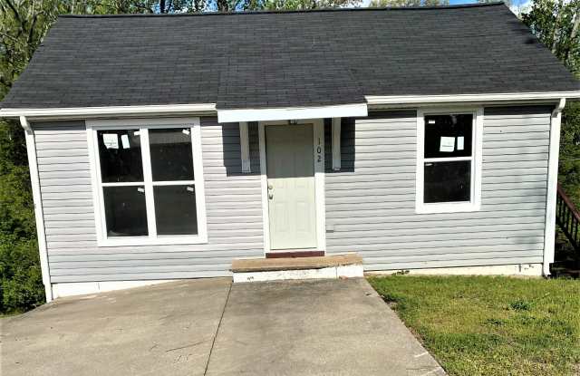 102 Charlotte Rd - 102 Charlotte Road, Clarksville, TN 37040