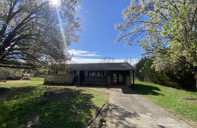 168 Reynolds Dr photos photos