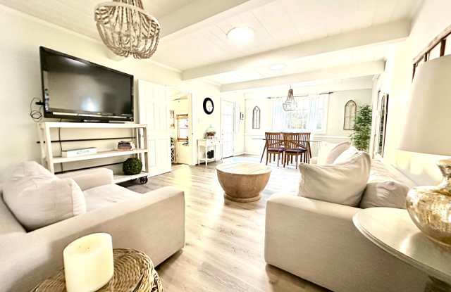 22059 Ybarra Rd - 22059 Ybarra Road, Los Angeles, CA 91364