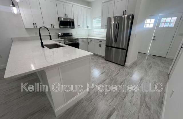 2281 Whitley Ln Gallery 4