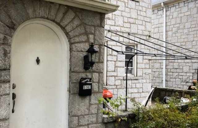 5143 5th Ave - 5143 Fifth Avenue, Pittsburgh, PA 15232