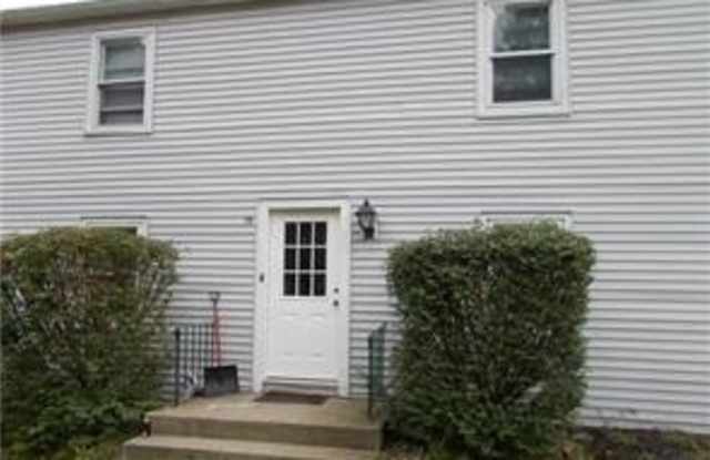 29 Holmeslea Court unit: 2 photos photos