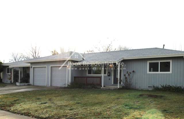 Updated 2bd/1ba Orangevale Duplex with Garage  Large Backyard photos photos