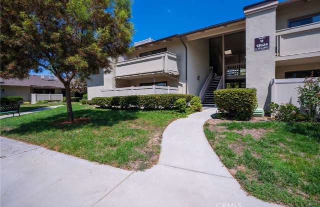 13624 La Jolla photos photos