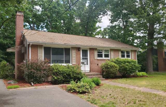 61 Grant Road - 61 Grant Road, Manchester, CT 06042