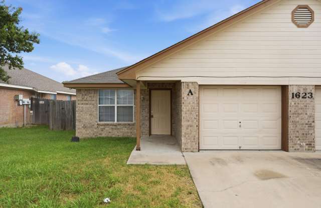 1623 Yuma Trail photos photos