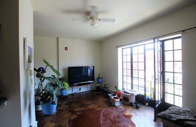 Newly renovated one bedroom unit in a great location in Brewerytown photos photos