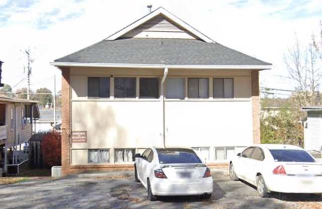 404 W Maple St - 404 West Maple Street, Johnson City, TN 37604