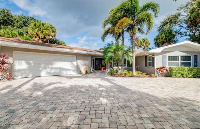 601 E Causeway Boulevard - 601 East Causeway Boulevard, Vero Beach, FL 32963
