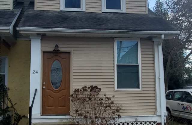 24 Champlain Avenue photos photos