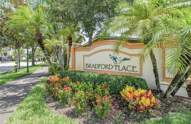 2565 Stockbridge Square SW - 2565 Stockbridge Square Southwest, Florida Ridge, FL 32962