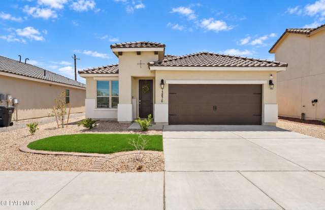 13876 LOREINA LUZ Avenue Gallery 1