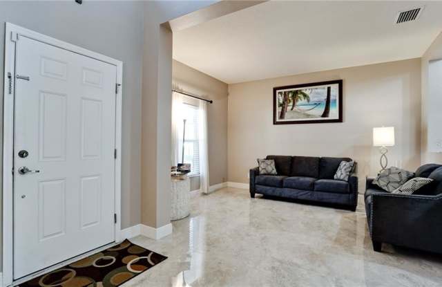 5403 74TH PLACE E Gallery 3